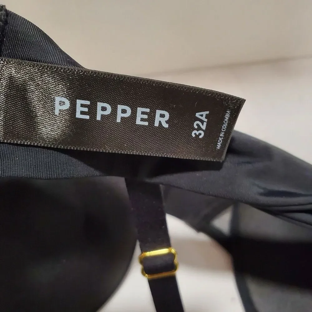 Pepper All You Classic Bra 32A Black Underwire Adj Straps NWT New with tags